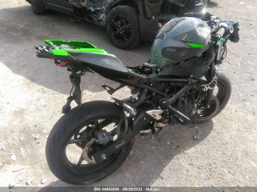 2019 KAWASAKI EX400 JKAEXKG14KDA25715