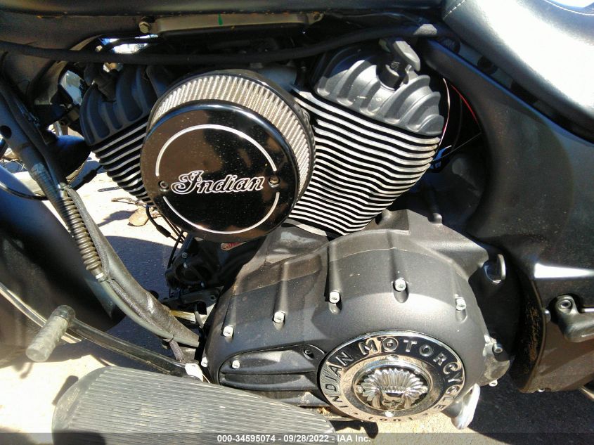 2017 INDIAN MOTORCYCLE CO. CHIEF DARK HORSE 56KCCDAA4H3343823