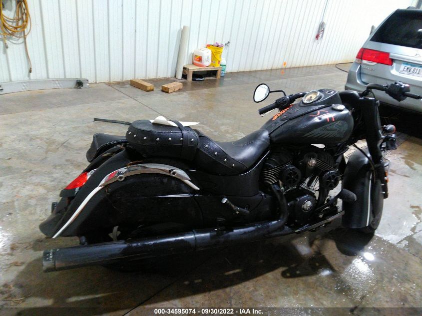 2017 INDIAN MOTORCYCLE CO. CHIEF DARK HORSE 56KCCDAA4H3343823