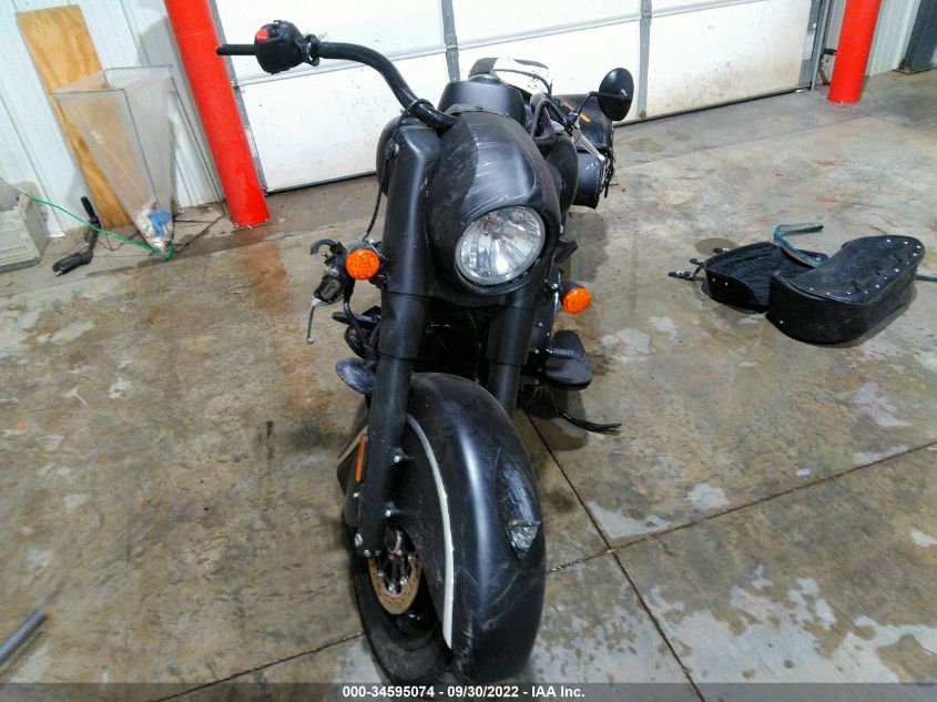 2017 INDIAN MOTORCYCLE CO. CHIEF DARK HORSE 56KCCDAA4H3343823