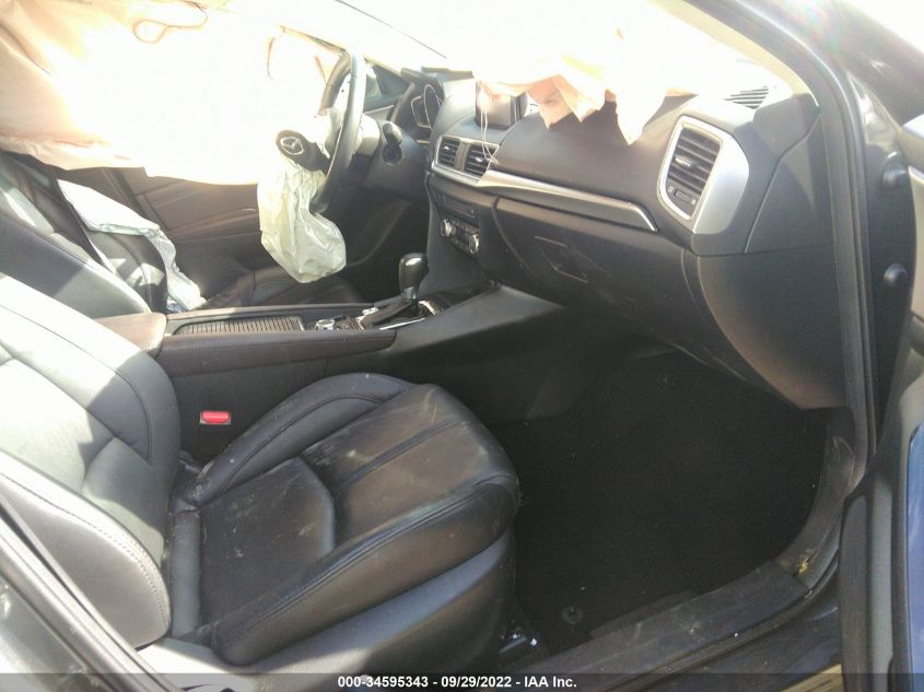 2018 MAZDA MAZDA3 4-DOOR TOURING 3MZBN1V36JM174427