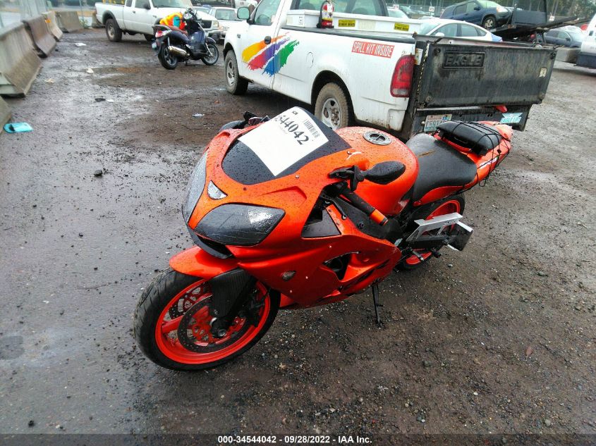 2000 KAWASAKI ZX900 E JKAZX2E1XYA009787