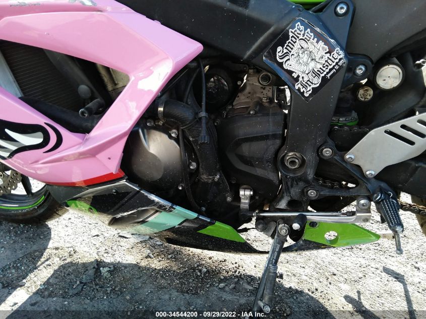 2015 KAWASAKI ZX636 E JKBZXJE18FA014358