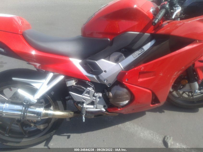 2014 HONDA VFR800 F JH2RC7914EK000914