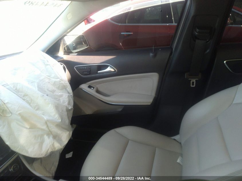2015 MERCEDES-BENZ GLA-CLASS GLA 250 WDCTG4GB7FJ176614