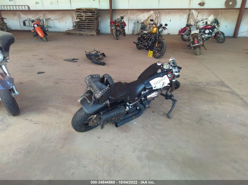 2000 HARLEY-DAVIDSON FLH - 98CGRES01460FGEV0