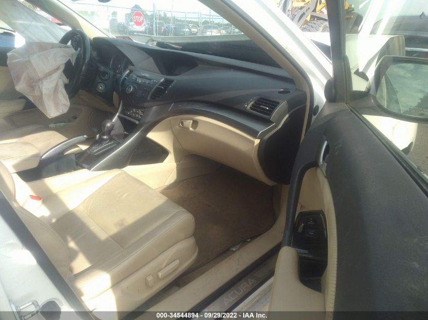 2013 ACURA TSX JH4CU2F45DC011070