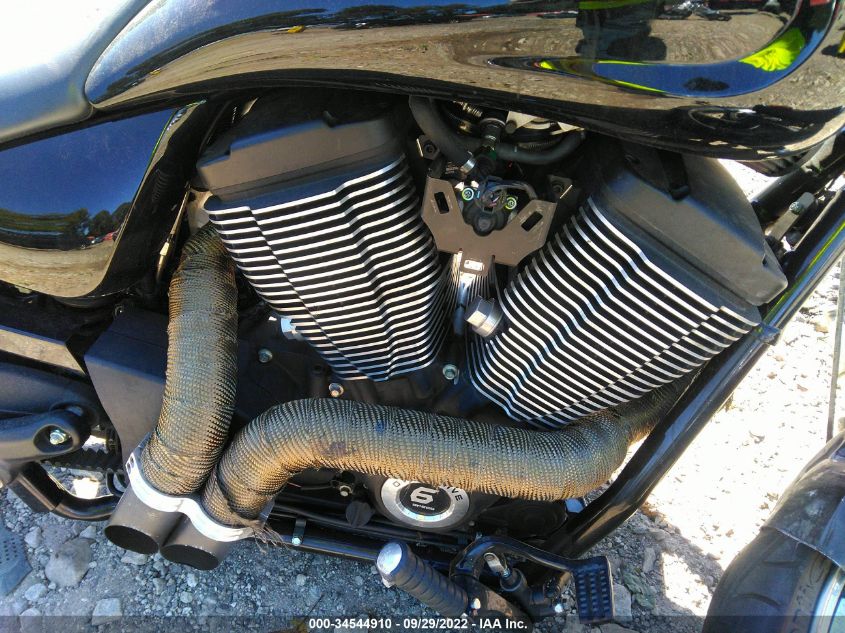 2012 VICTORY MOTORCYCLES VEGAS 8-BALL 5VPGA36N2C3007701