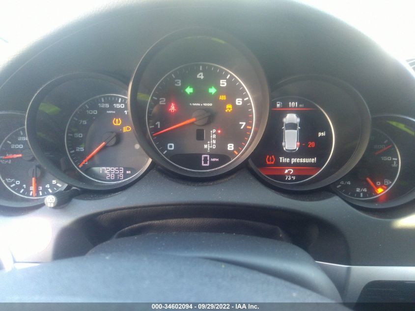 2013 PORSCHE CAYENNE WP1AA2A24DLA05170