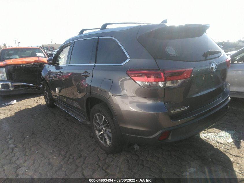 VIN 5TDKZRFH2JS280339 2018 TOYOTA HIGHLANDER SE/XLE
