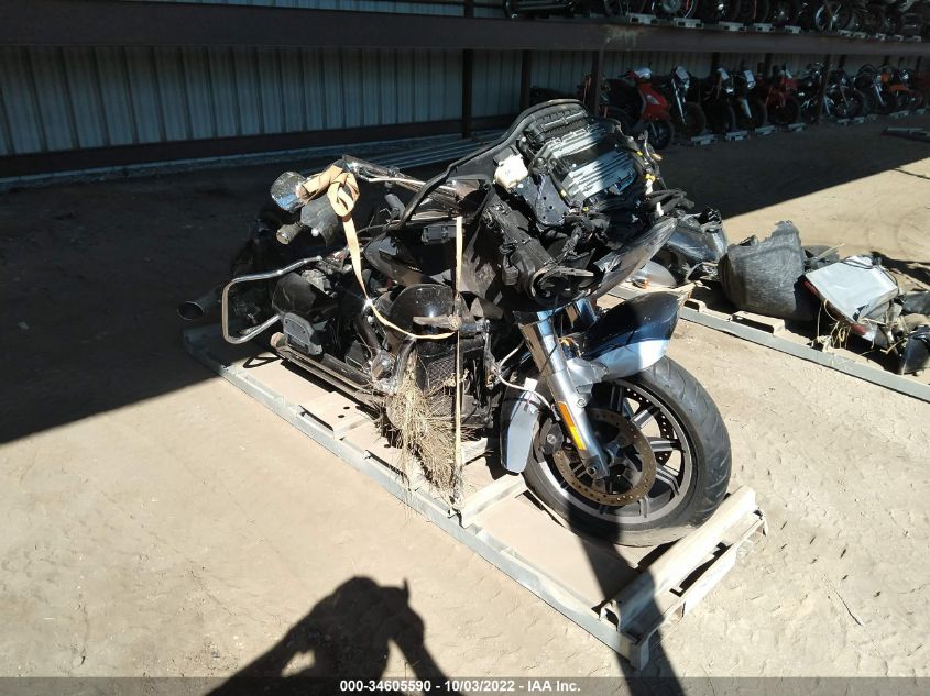 2019 HARLEY-DAVIDSON FLTRU - 1HD1KGF19KB664987