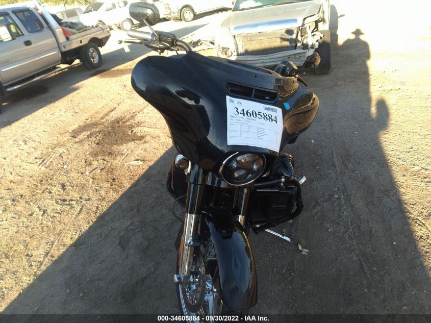 2015 HARLEY-DAVIDSON FLHXSE CVO STREET GLIDE 1HD1PXN10FB963700