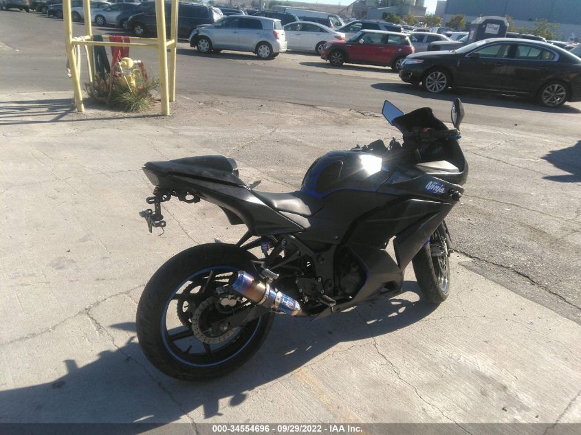 2009 KAWASAKI EX250 J JKAEXMJ1X9DA31890