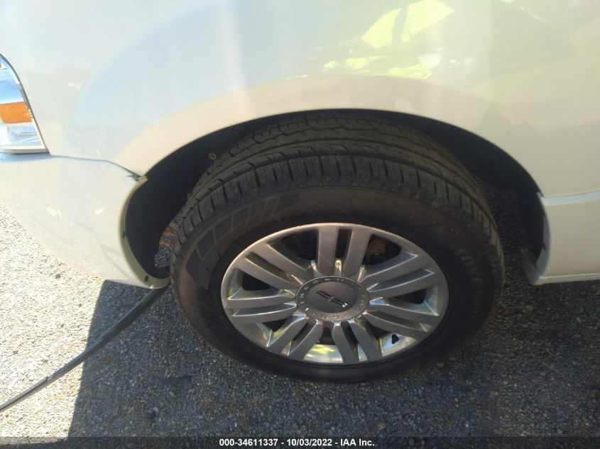 2014 LINCOLN NAVIGATOR L 5LMJJ3J58EEL08498