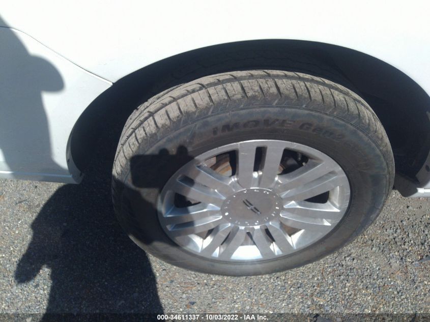 2014 LINCOLN NAVIGATOR L 5LMJJ3J58EEL08498