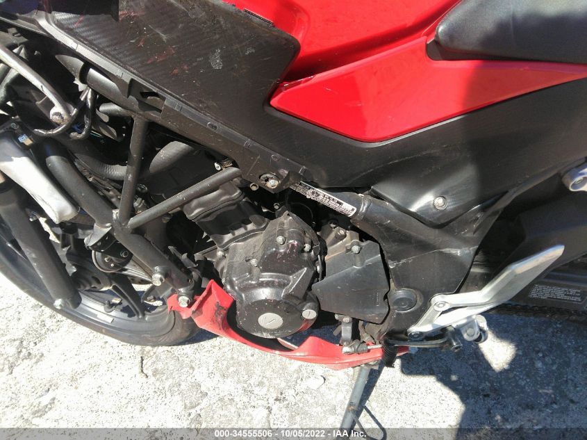 2015 HONDA CBR300 RA MLHNC5158F5100828