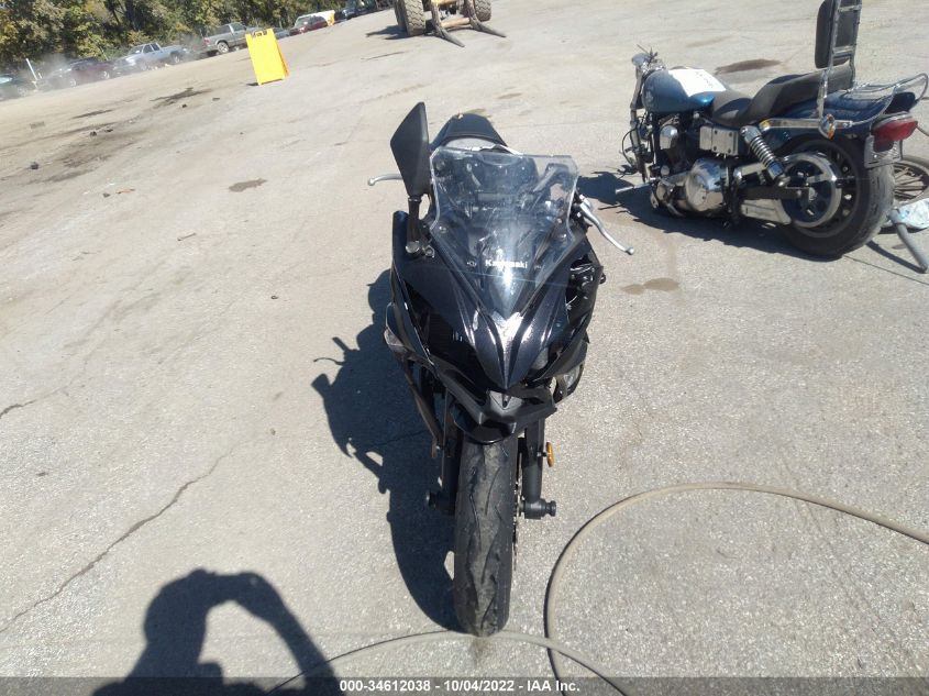 2017 KAWASAKI EX650 J JKAEXEJ10HDA00264