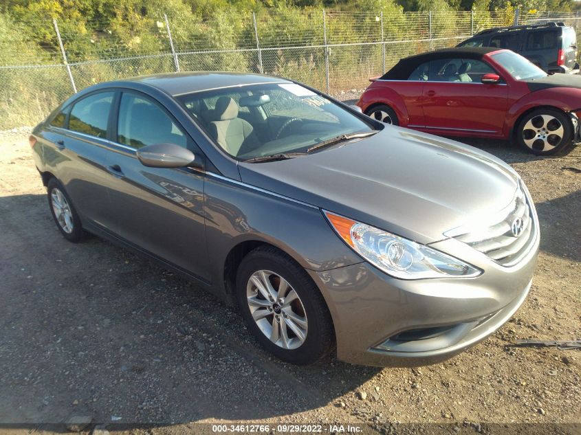 VIN 5NPEB4AC6DH810449 2013 HYUNDAI SONATA no.1