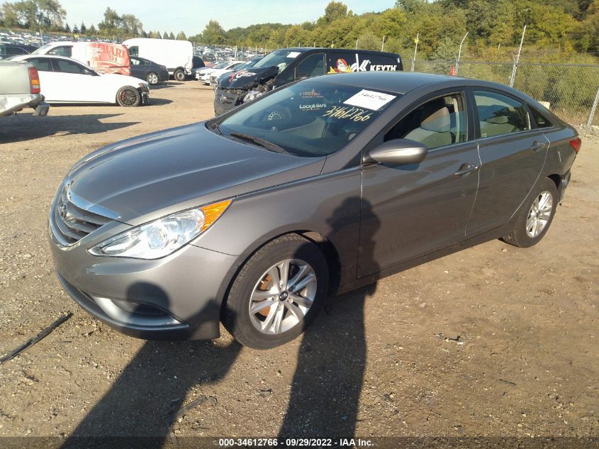 VIN 5NPEB4AC6DH810449 2013 HYUNDAI SONATA no.2