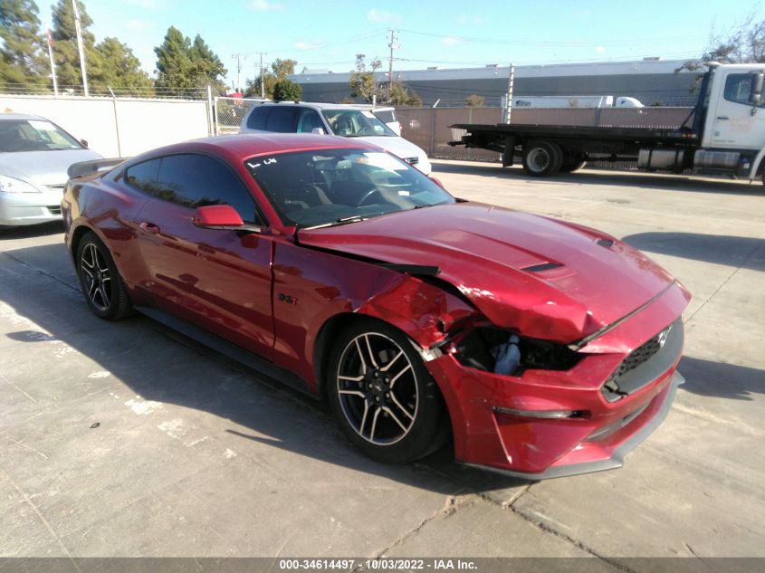 VIN 1FA6P8TH6J5135872 2018 FORD MUSTANG no.1