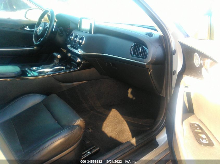 2018 KIA STINGER BASE KNAE15LA2J6012392