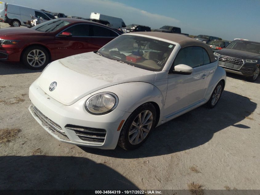 VIN 3VW5DAAT3JM517376 2018 VOLKSWAGEN BEETLE CONVERTIBLE no.2