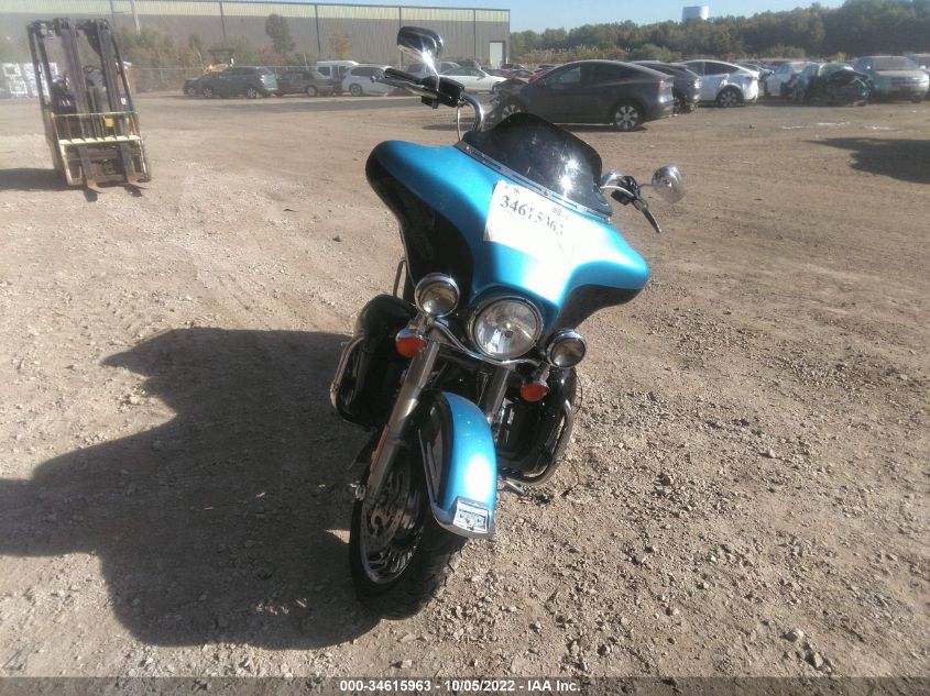 2011 HARLEY-DAVIDSON FLHTK 1HD1KEM14BB634397