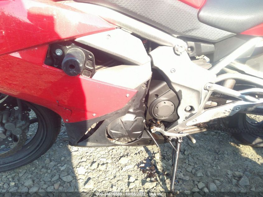 2009 KAWASAKI EX650 C JKAEXEC139DA45925