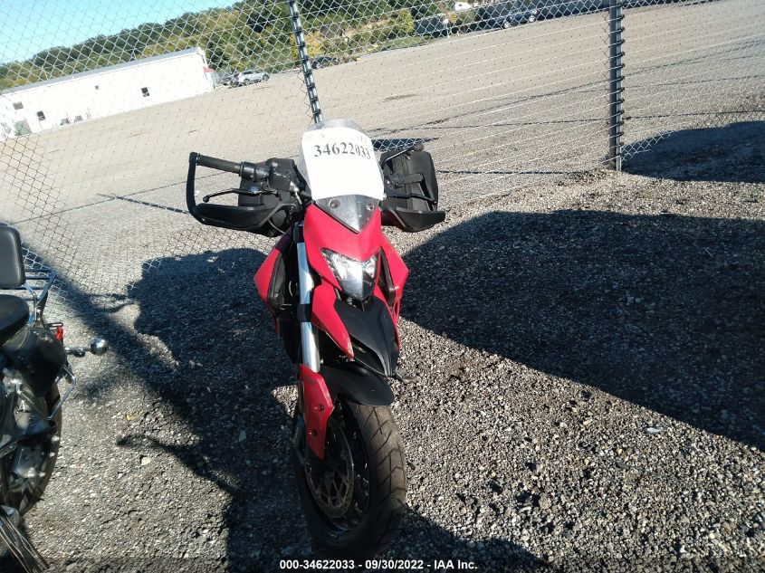 2016 DUCATI HYPERMOTARD 939 ZDM1YBJS5GB012575