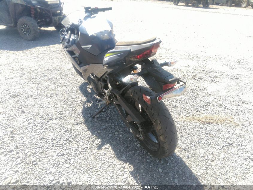 2022 KAWASAKI EX400 JKAEXKH15NDAG2514