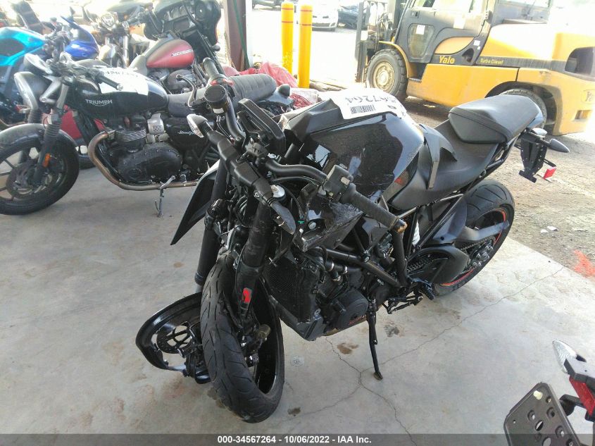 2018 KTM 1290 SUPER DUKE R VBKV39403JM980912