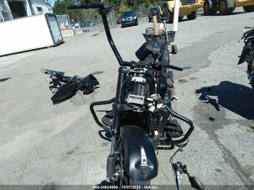 2021 INDIAN MOTORCYCLE CO. CHALLENGER DARK HORSE 56KLCDRR9M3399258