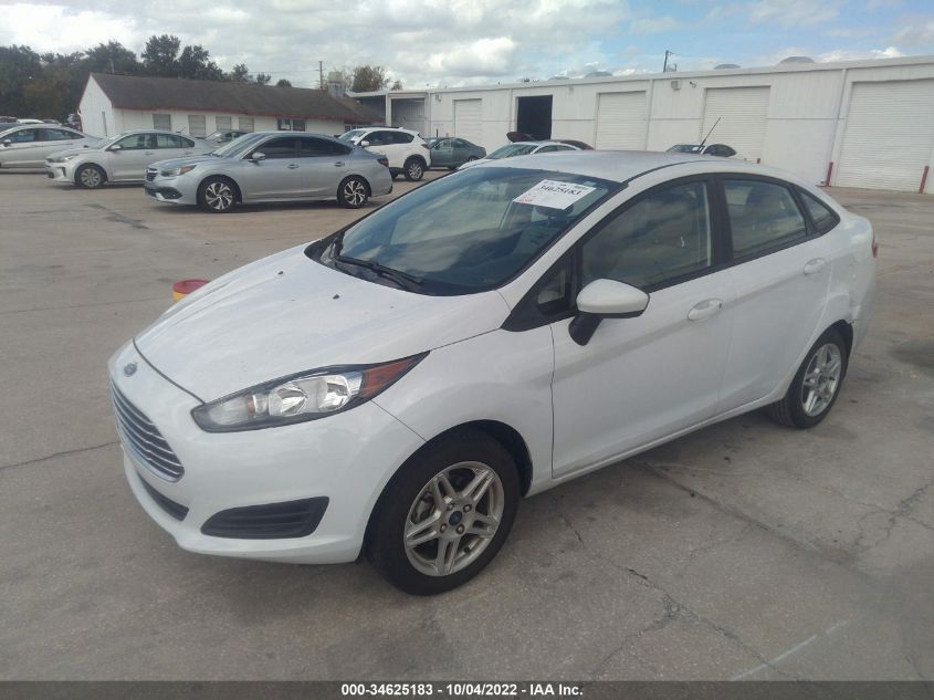 3FADP4BJ0KM155356 Ford Fiesta SE 2