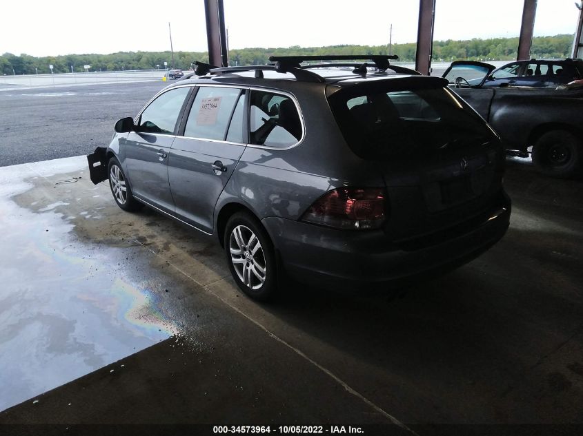 2013 VOLKSWAGEN JETTA SPORTWAGEN TDI - 3VWPL7AJ7DM694689