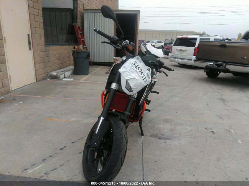 2016 KTM 690 DUKE VBKLDV409GM785306