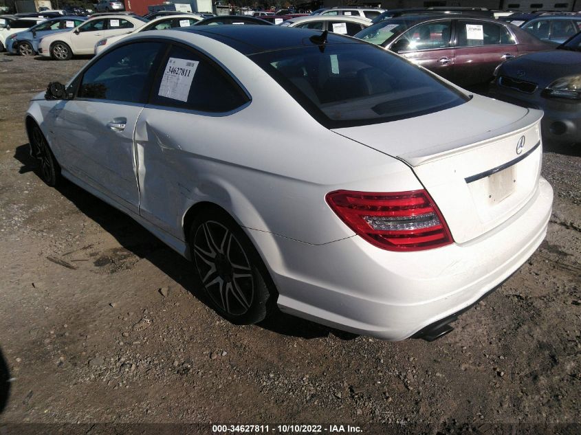 2013 MERCEDES-BENZ C-CLASS C 250 WDDGJ4HB8DG036062