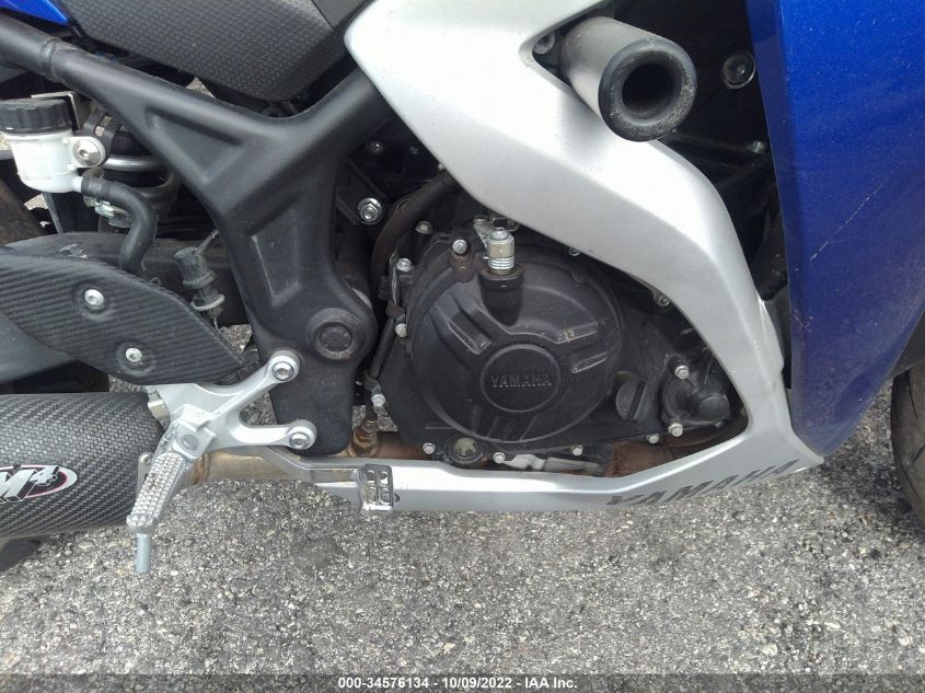 2017 YAMAHA YZFR3 MH3RH06Y5HK016709
