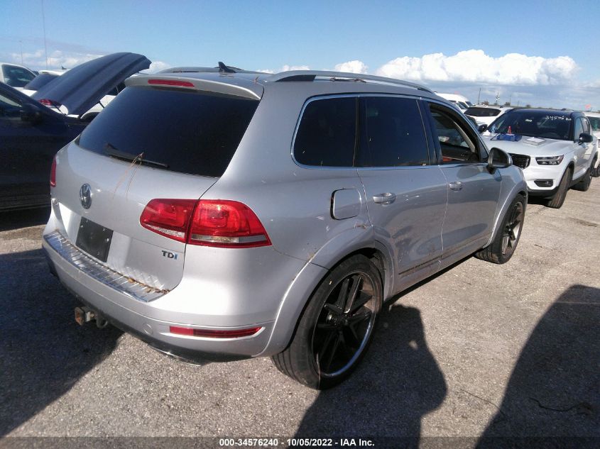 2013 VOLKSWAGEN TOUAREG LUX WVGEP9BP8DD012715