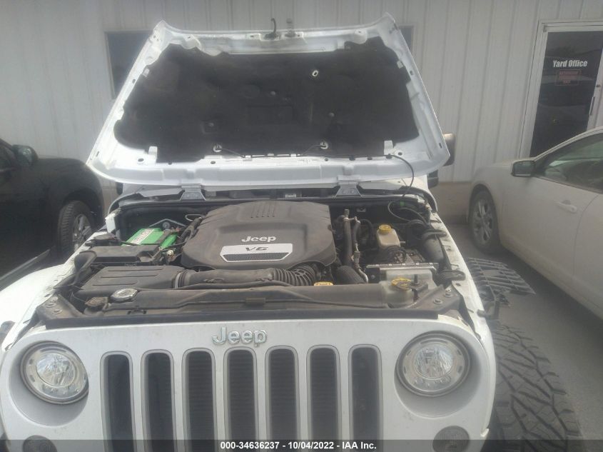 2017 JEEP WRANGLER UNLIMITED SAHARA 1C4BJWEG3HL755443