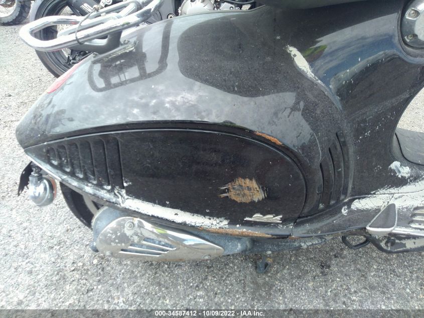 2013 VESPA 946 ZAPM808G1D5000236