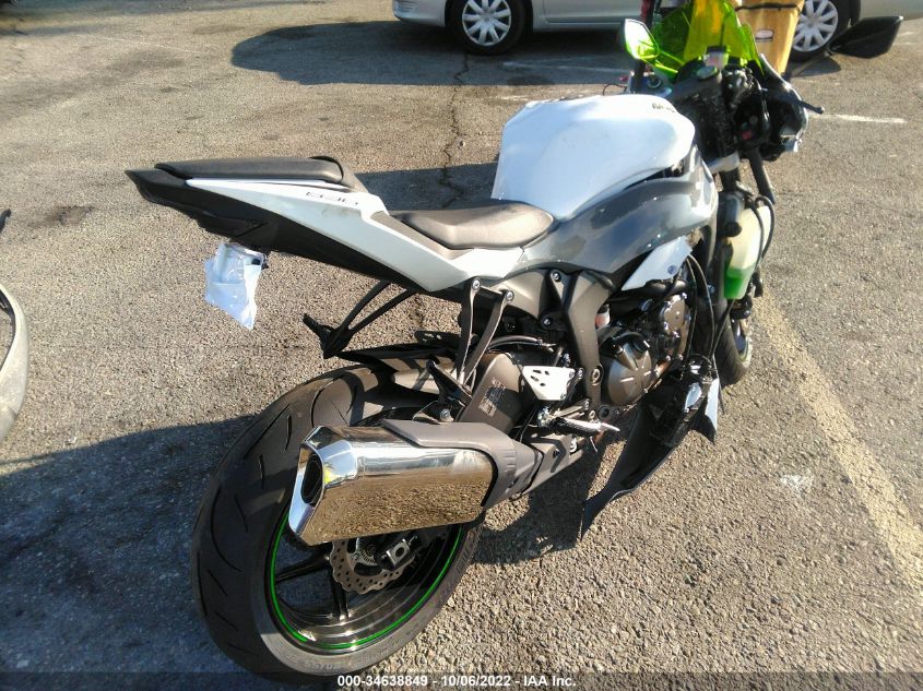 2021 KAWASAKI ZX636 K JKBZXJH14MA008744