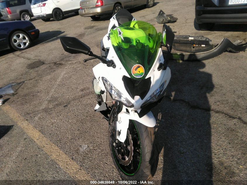 2021 KAWASAKI ZX636 K JKBZXJH14MA008744