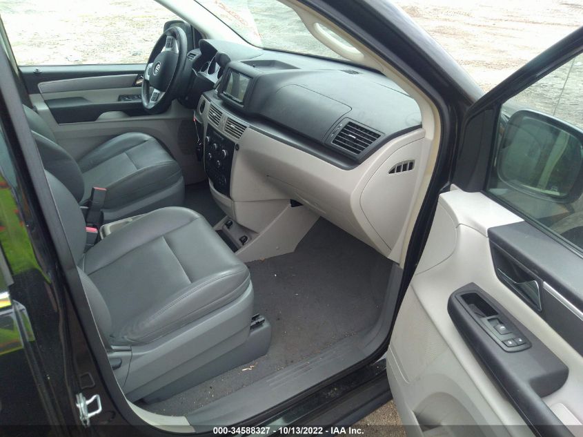 2013 VOLKSWAGEN ROUTAN SE W/RSE & NAVIGATION 2C4RVABG4DR725556
