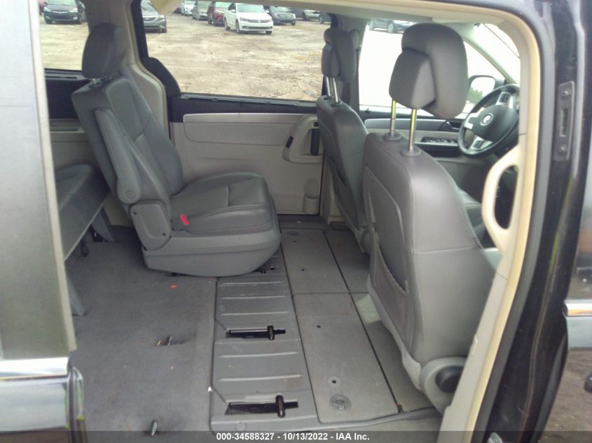 2013 VOLKSWAGEN ROUTAN SE W/RSE & NAVIGATION 2C4RVABG4DR725556