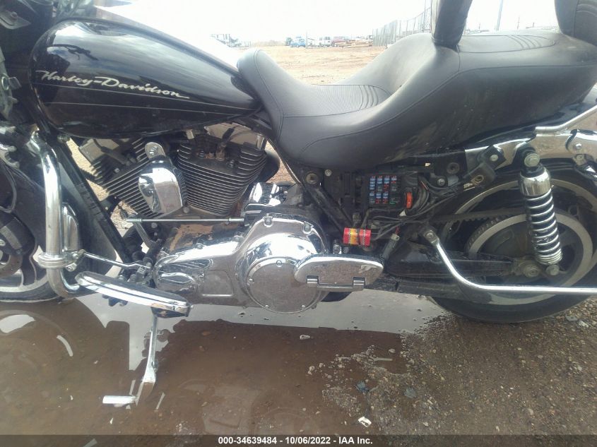 2010 HARLEY-DAVIDSON FLTRX 1HD1KH418AB674708