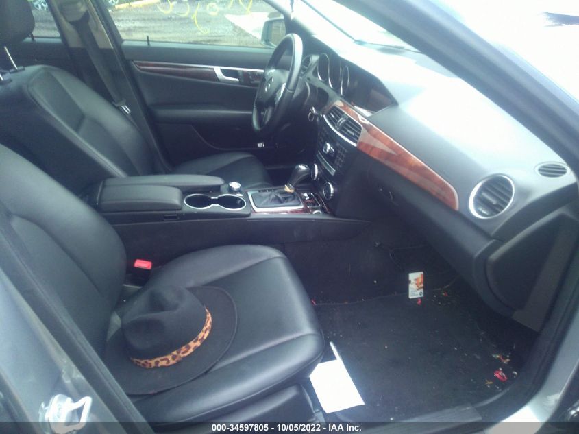2014 MERCEDES-BENZ C 300 SPORT 4MATIC/LUXURY 4MATIC - WDDGF8AB7ER321098