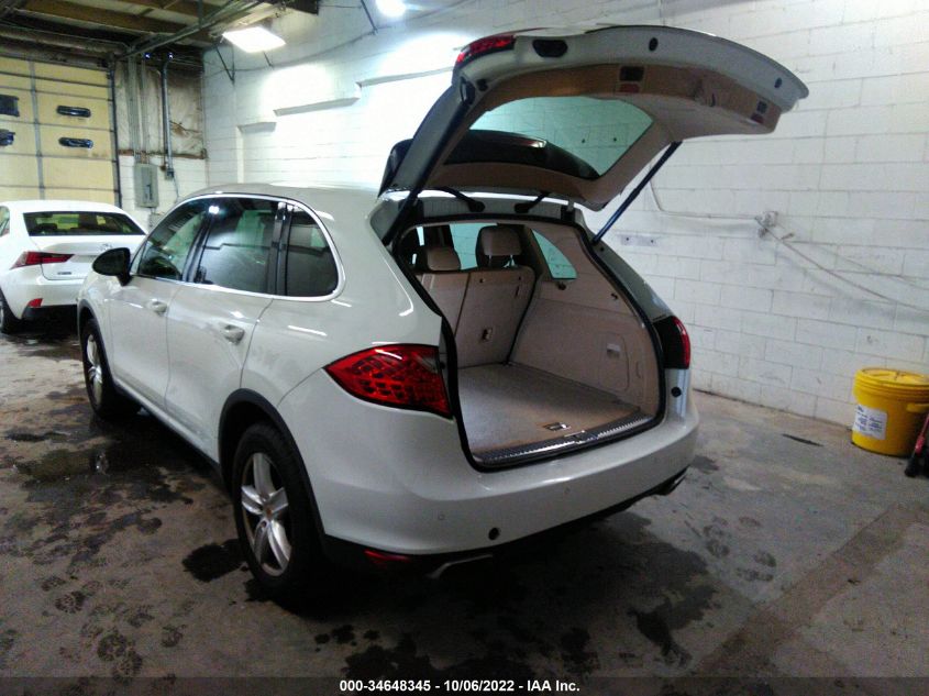 2013 PORSCHE CAYENNE WP1AA2A27DLA19659