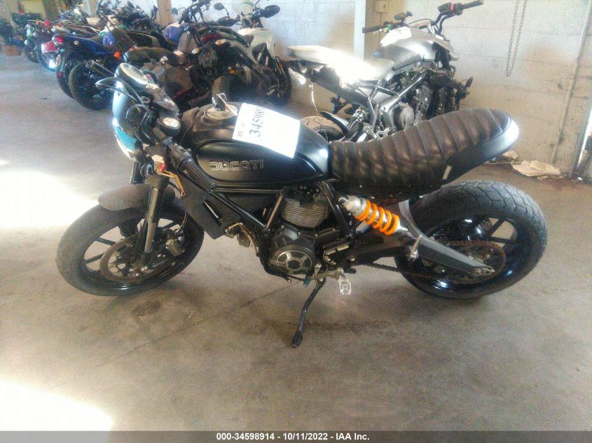 2016 DUCATI SCRAMBLER 800 ZDM15ANM7GB012995