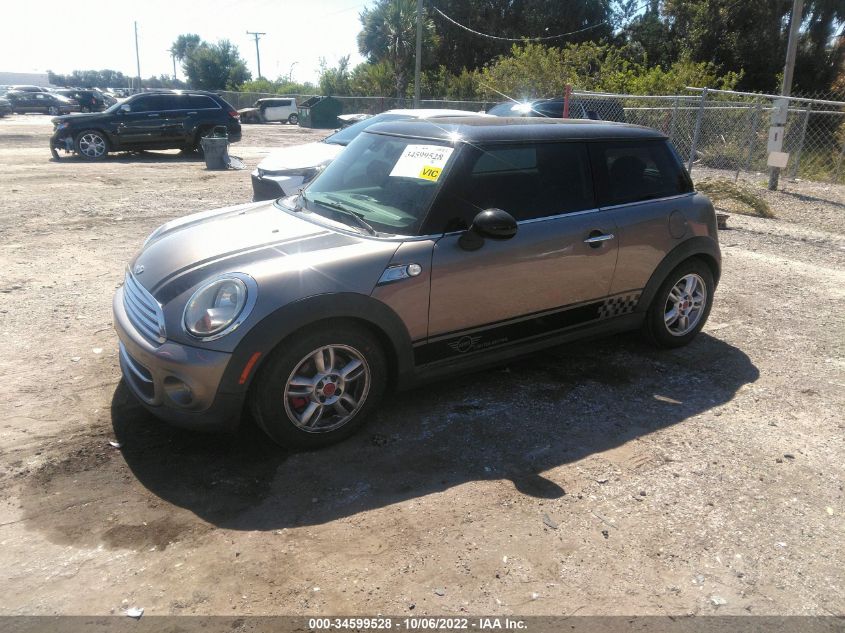 2013 MINI COOPER HARDTOP WMWSU3C5XDT684398