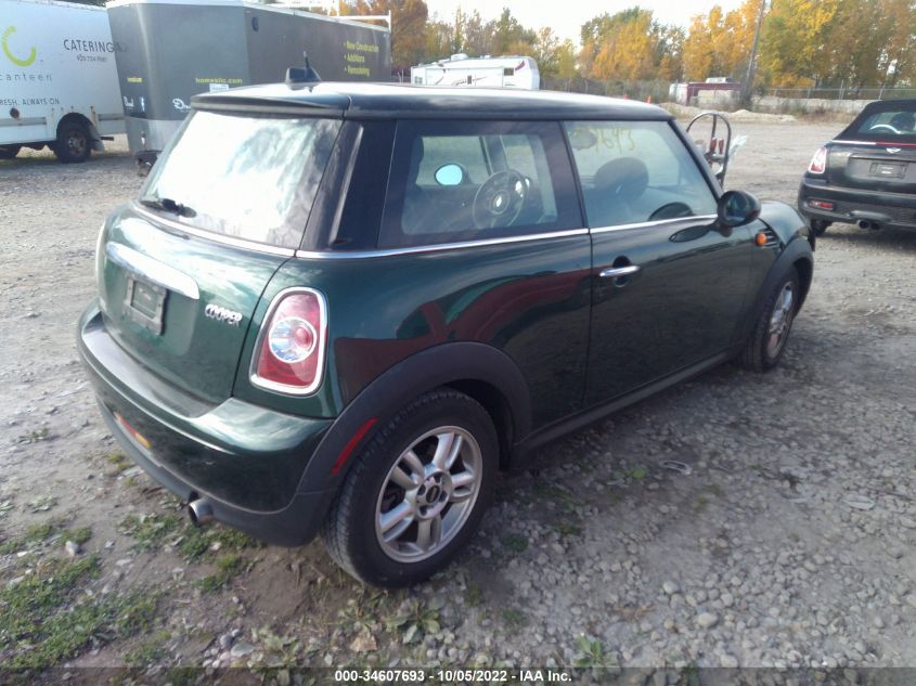 2013 MINI COOPER HARDTOP WMWSU3C59DT686112